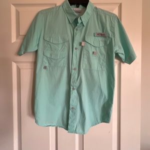 Columbia fishing shirt